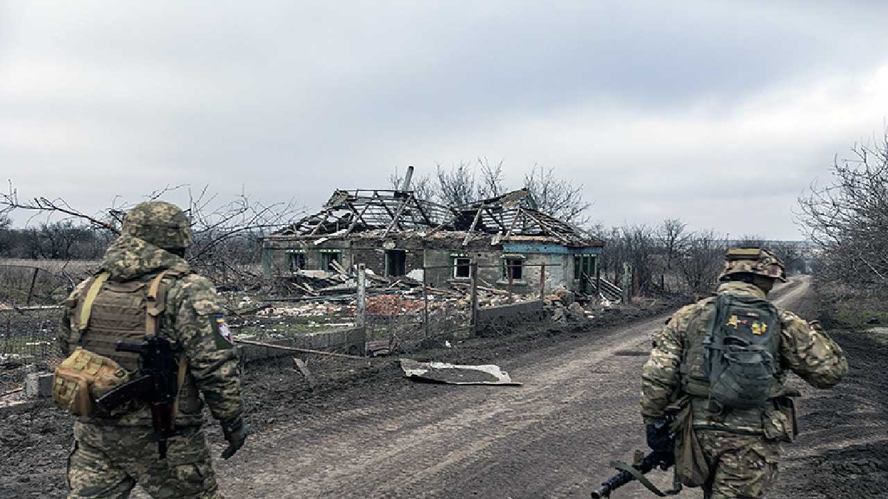 Foto - Savaşın şiddeti artıyor! Bir günde yüzlerce kayıp