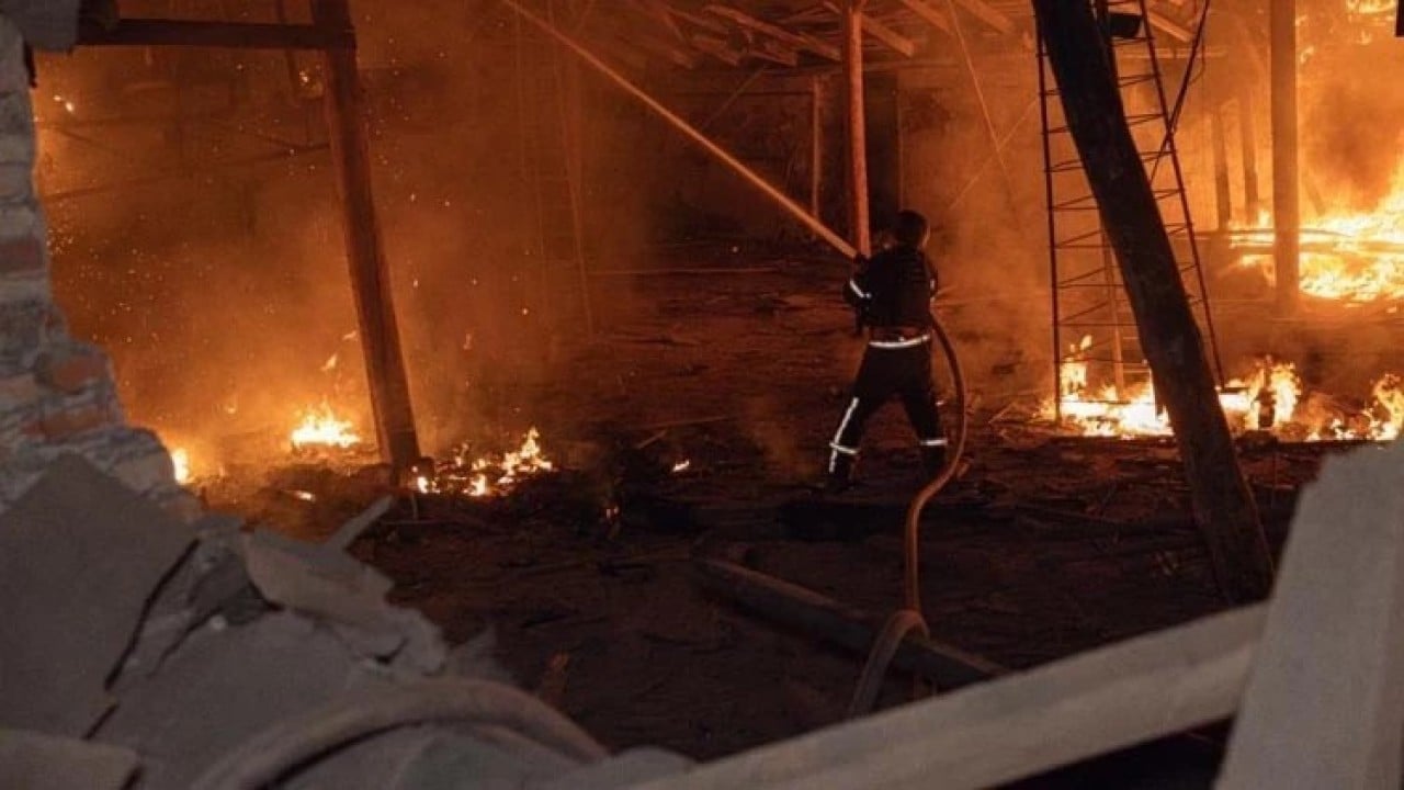 Foto - Savunma sanayi tesisi vuruldu! İHA'lar perte çıktı