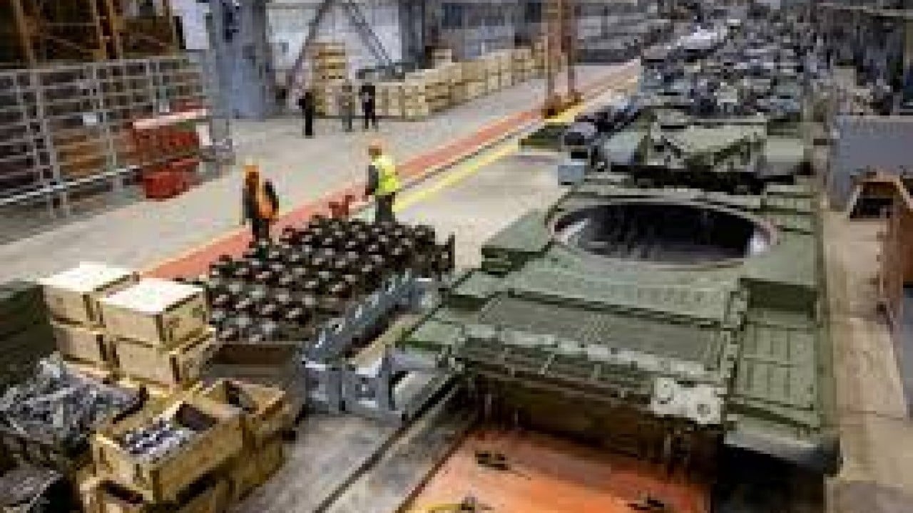 Foto - Savunma sanayiinde çalıştırılmak üzere o ülkeden 12 bin işçi getiriyorlar