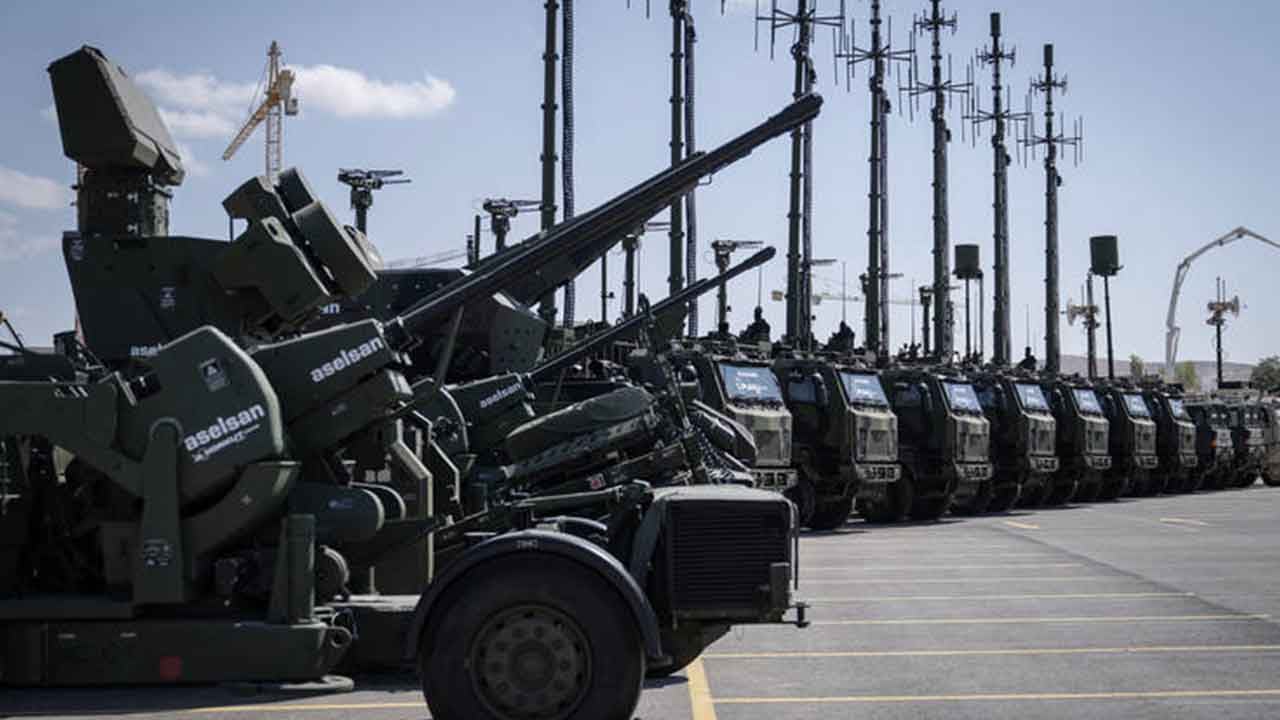 Foto - Savunmada büyük patlama! Son rakam Türkiye'ye ilan edildi