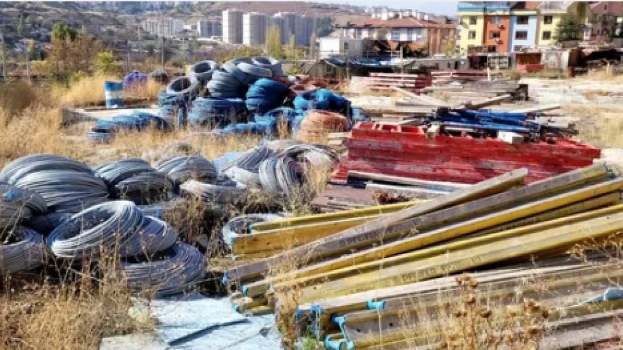 Foto - Sayın cumhurbaşkanımıza sesleniyoruz! Bizi Mansur Yavaş’tan kurtarın