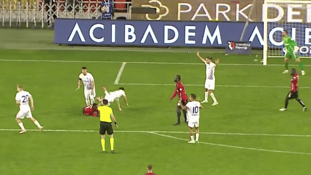 Foto - Sebebi 'yok artık' dedirtecek: Bu kadarına da pes doğrusu! Ayıp beyler ayıp!