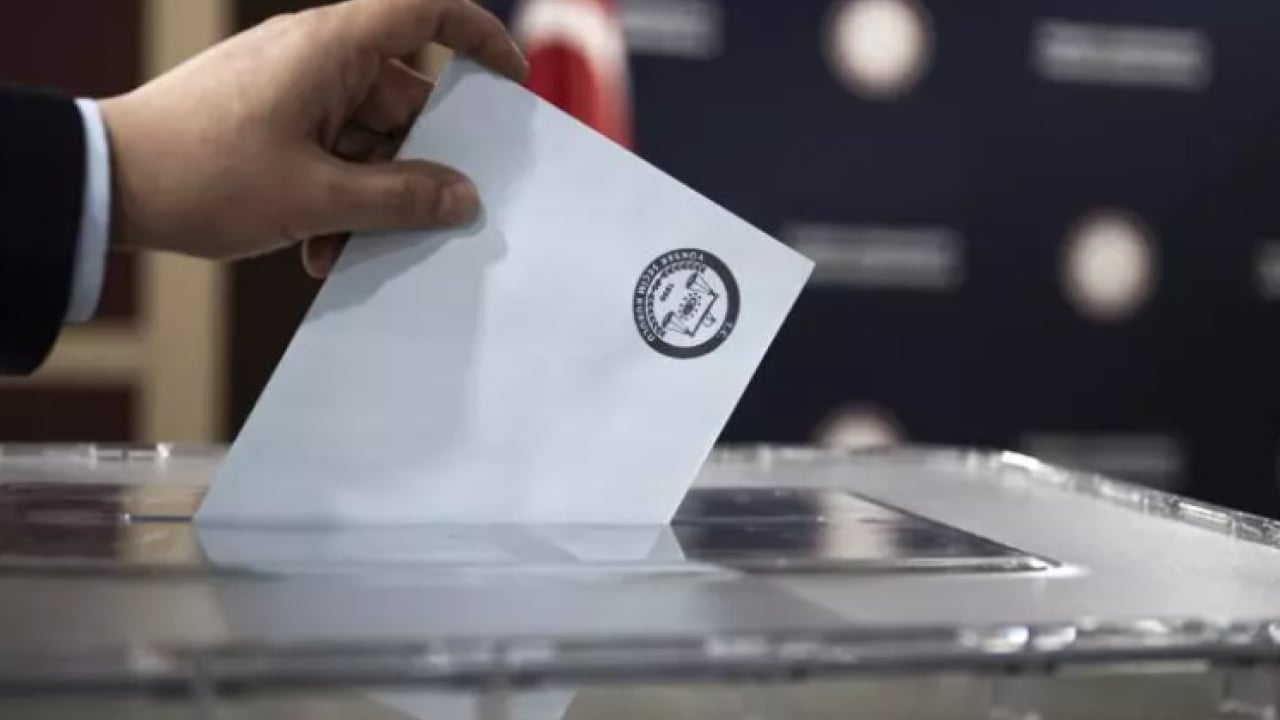 Foto - Seçmen kararını verdi: Cumhurbaşkanlığı adaylığı anketinde fark açılıyor!