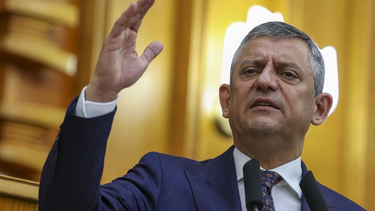 Foto - Seçtikleri figürle herkesi ters köşe yapacaklar! Özgür Özel’in yeni partisinin logosu belli oldu