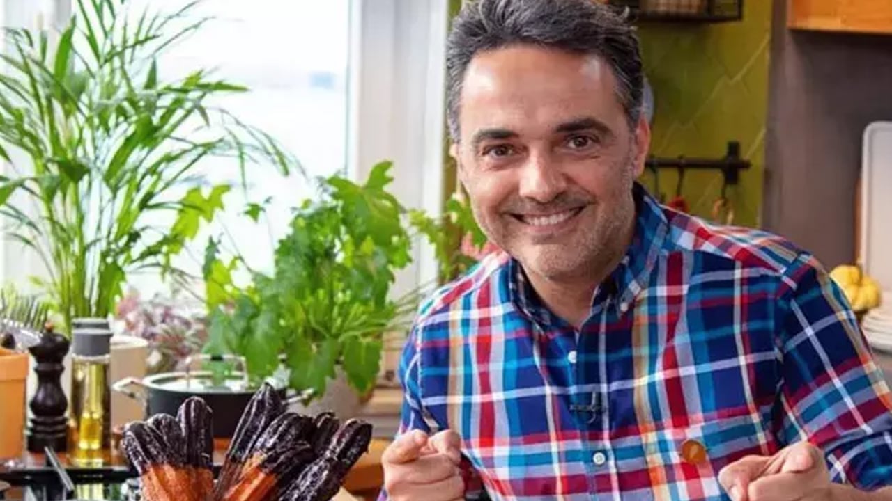 Foto - Şef Arda Türkmen'in çikolatalı rulo kek tarifi! Pastane lezzeti gibi lezzeti var! 