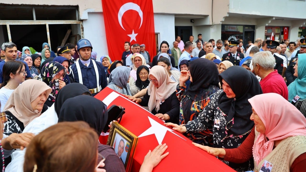 Foto - Şehidimiz için son görev