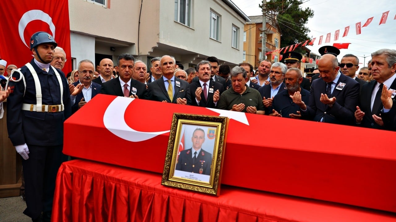 Foto - Şehidimiz için son görev