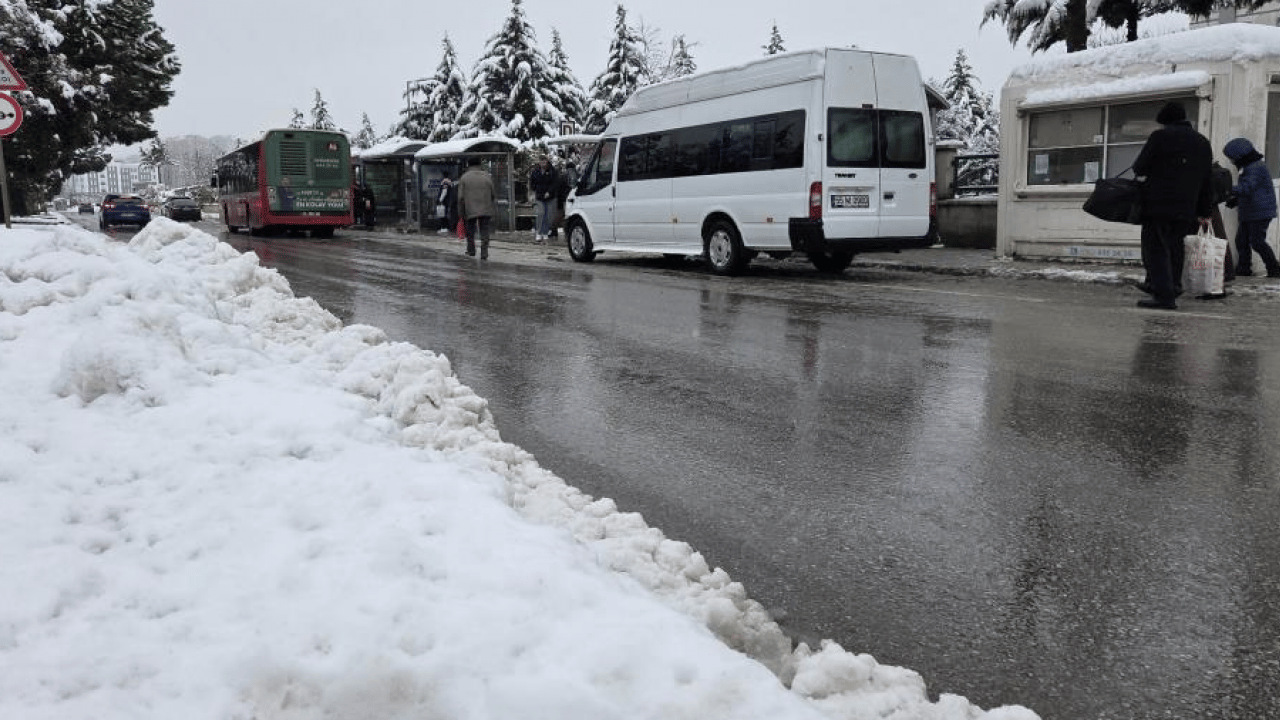 Foto - Şehir beyaza büründü: Yüksek kesimlerde hayat durma noktasına geldi