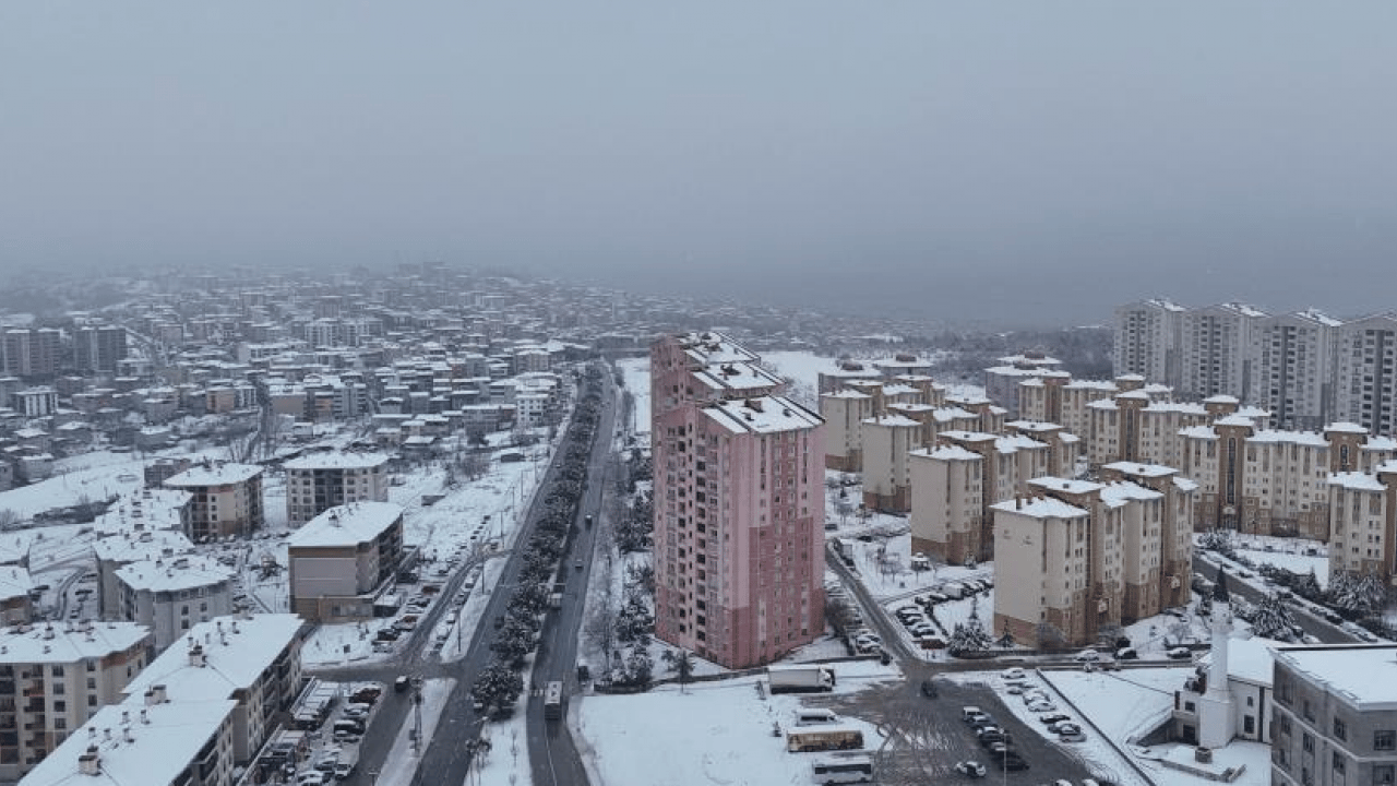 Foto - Şehir beyaza büründü: Yüksek kesimlerde hayat durma noktasına geldi