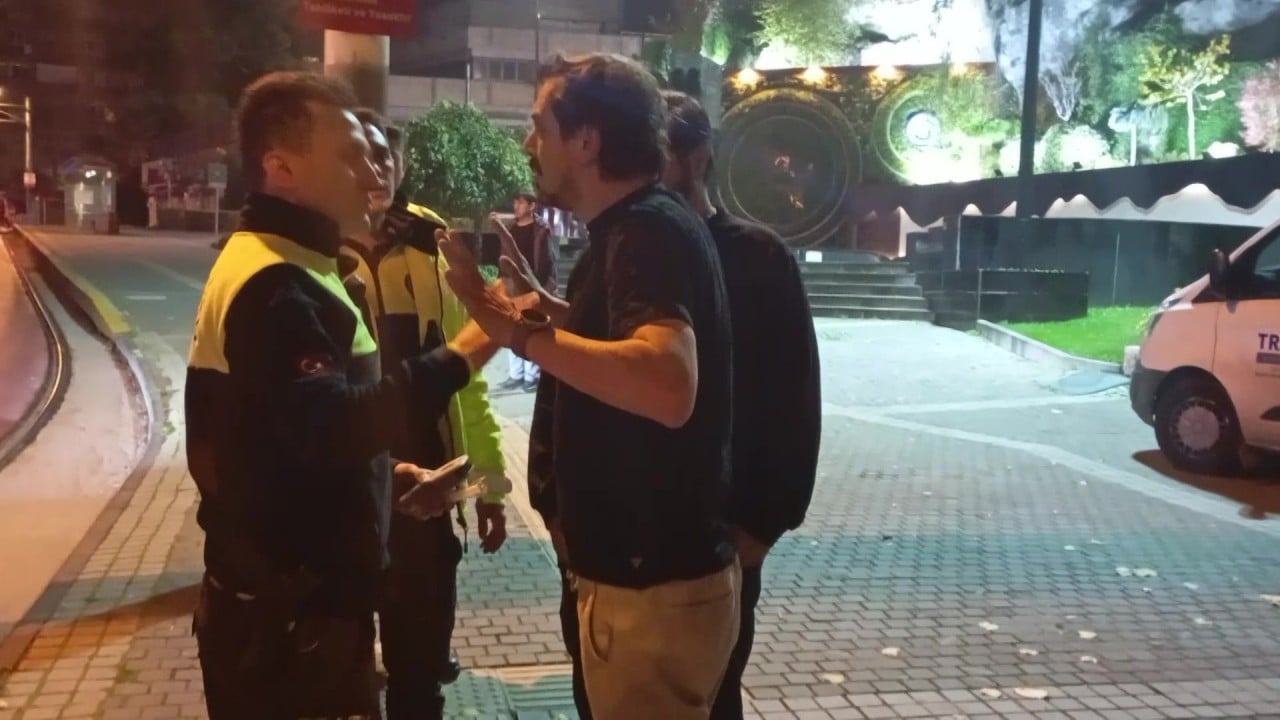 Foto - Şehir farklı rezalet aynı! Ayyaşlar yolda vatandaşın canı darda