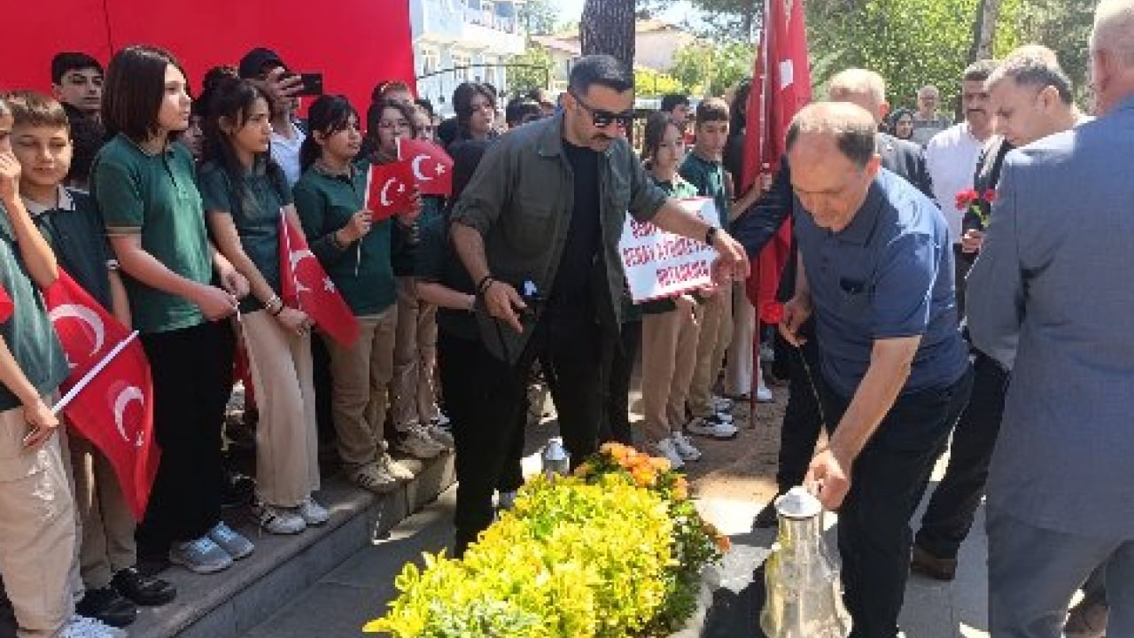 Foto - Şehit Aybüke öğretmen dualarla anıldı! ‘Seni öldürende yoktur din iman'