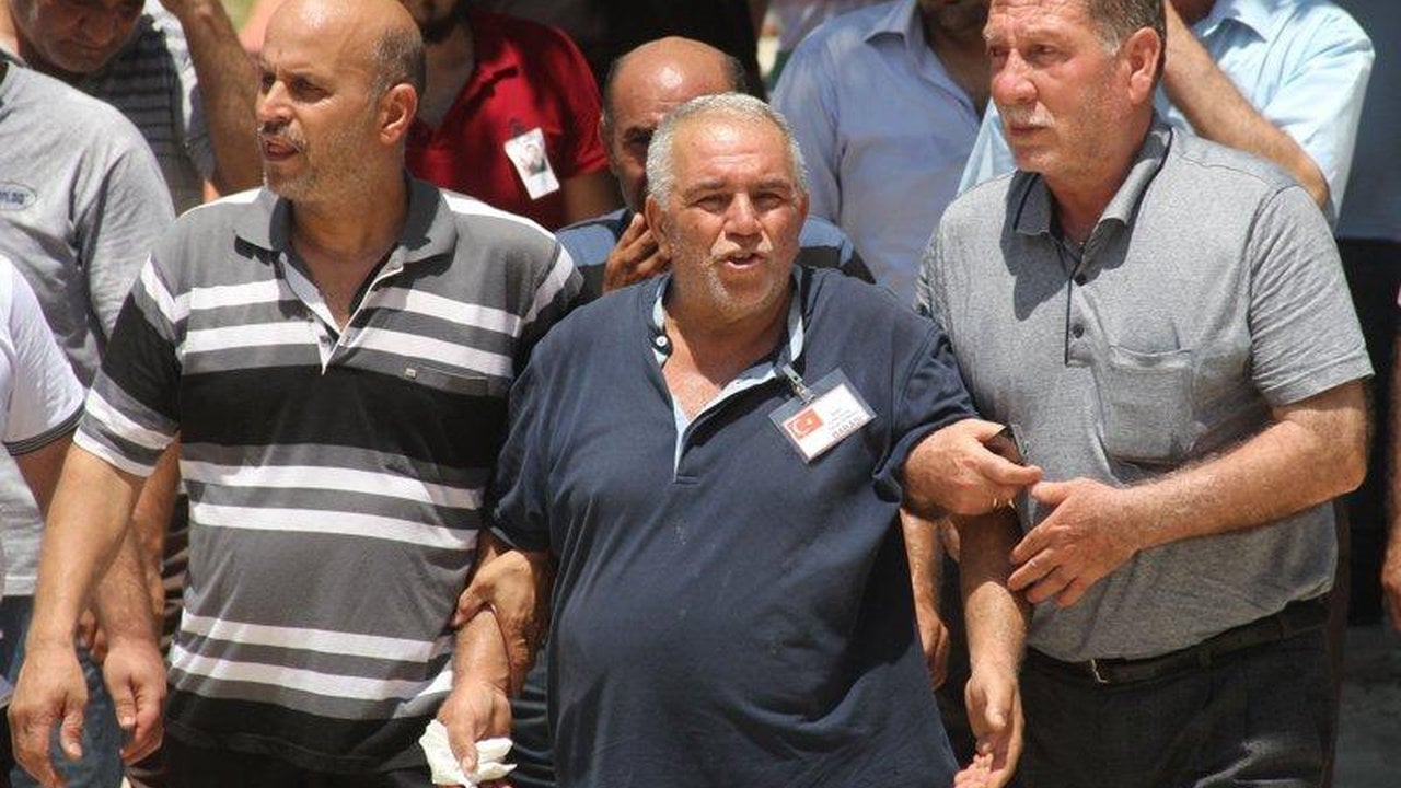 Foto - Şehit babasına vicdansız uygulama! CHP’li belediyenin skandal teklifi büyük tepki çekti