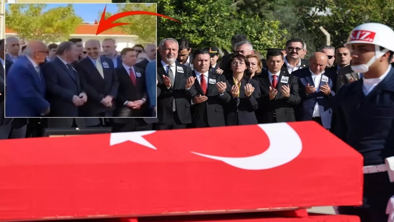 Foto - Şehit tabutunun başında kıkır kıkır gülen belediye başkanının oğlundan skandal paylaşım! Yuh olsun size be