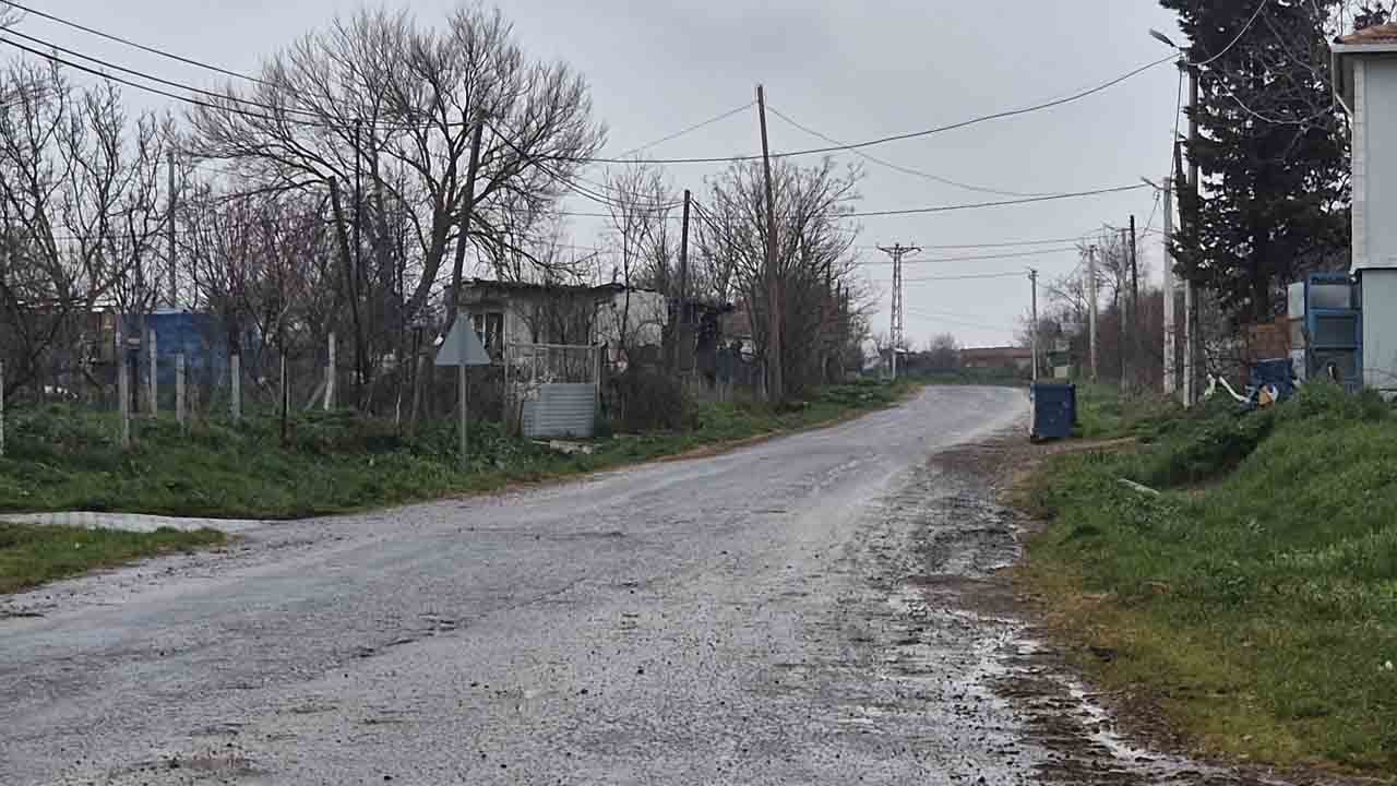 Foto - Şehrin dibinde çekmiyor: Köy bayramda sessizliğe gömüldü