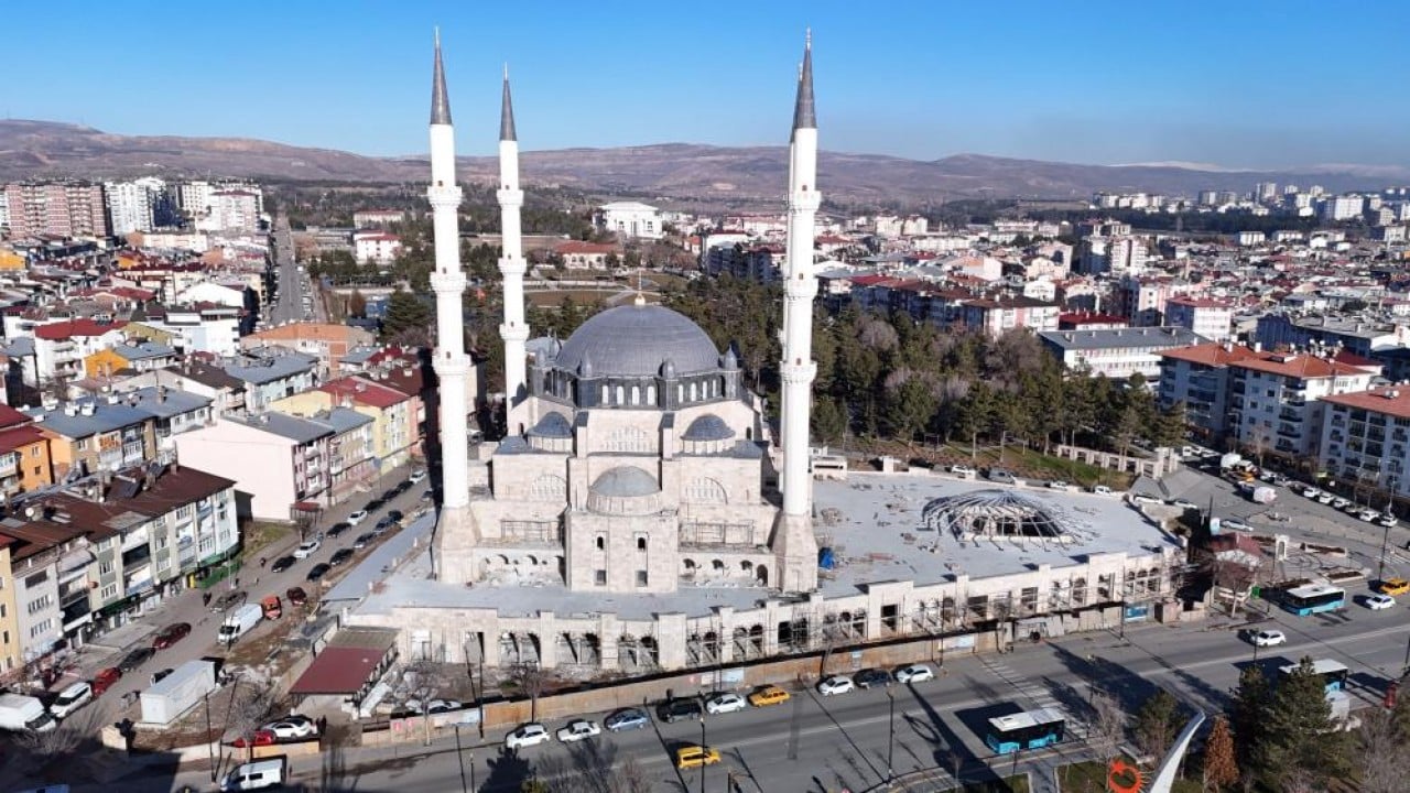 Foto - Şehrin her noktasından görünecek