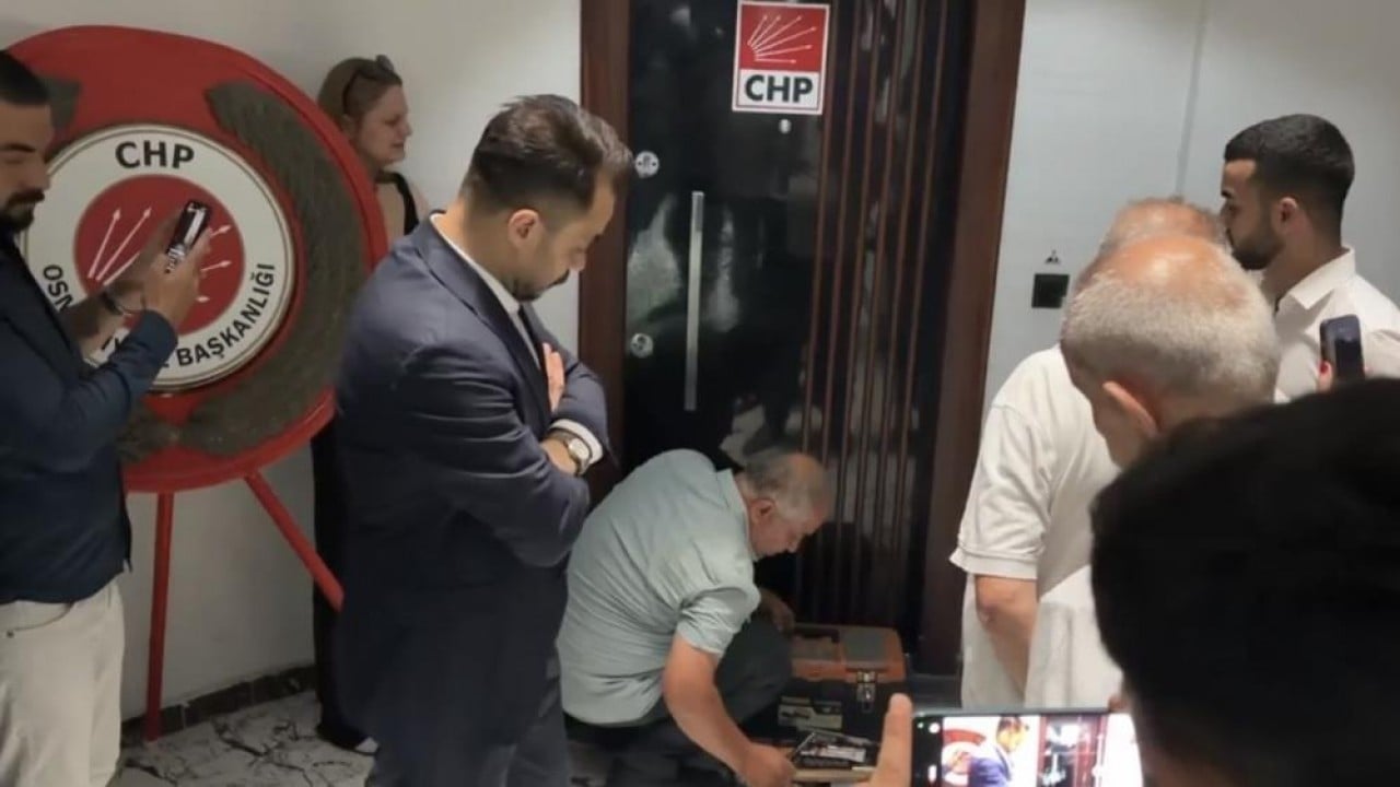 Foto - Sektörde işler açıldı! Çilingirler CHP’ye çalışıyor