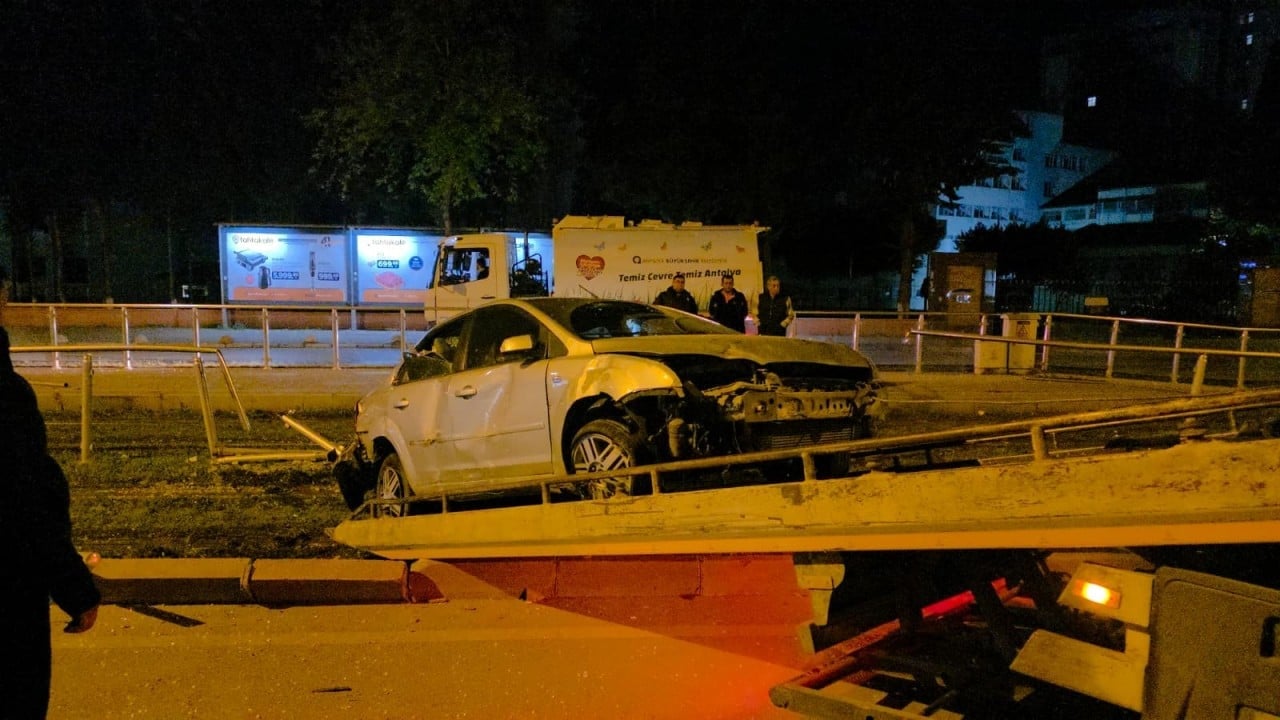 Seküler cahillere göre modernlik! Yine alkol illeti yine faciaya davetiye