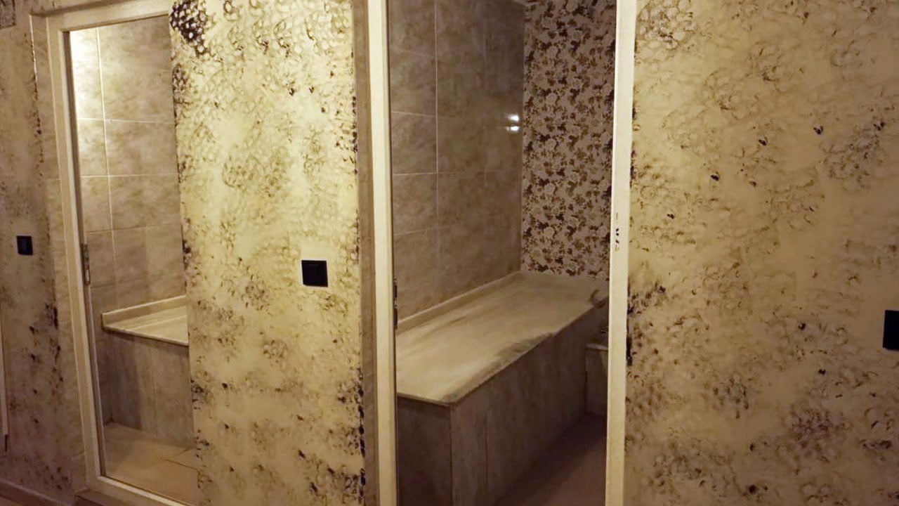 Foto - Seküler hayat dayatmasının sonucu: Yine sözde masaj salonları yine rezalet!