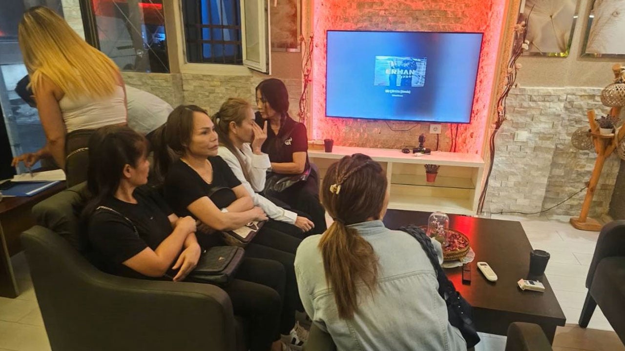 Foto - Seküler hayat dayatmasının sonucu: Yine sözde masaj salonları yine rezalet!