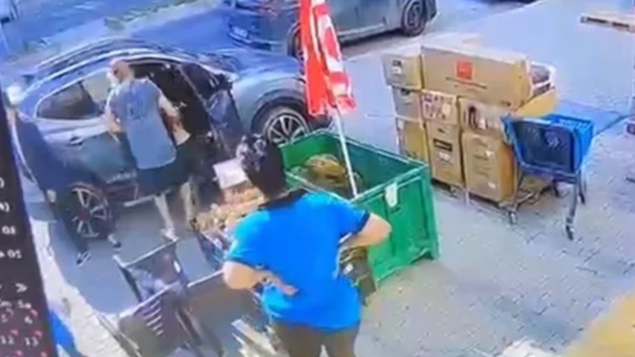 Foto - Seküler sapkın zihniyet sokaklara taştı! Evlilik dışı ilişkiyi reddeden kadına dehşeti yaşattı