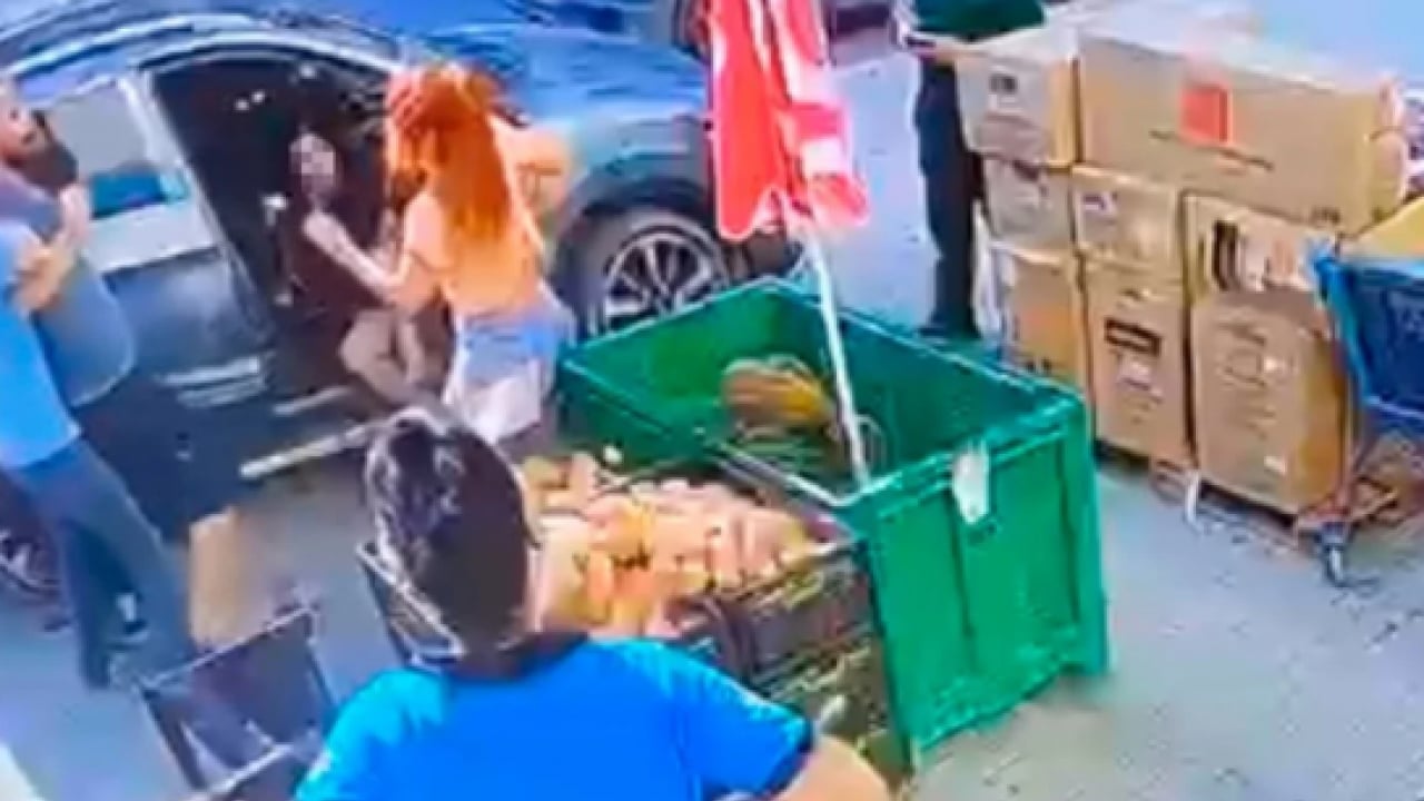 Foto - Seküler sapkın zihniyet sokaklara taştı! Evlilik dışı ilişkiyi reddeden kadına dehşeti yaşattı