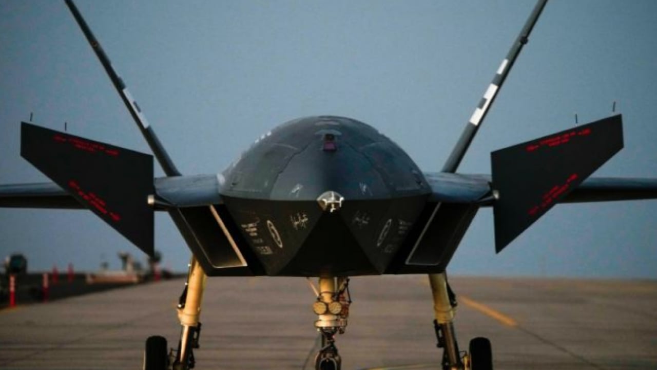 Foto - Selçuk Bayraktar, Kızılelma'nın sırrındaki "kol uçuşu" detayını paylaştı: Bir ilke imza atıldı...     