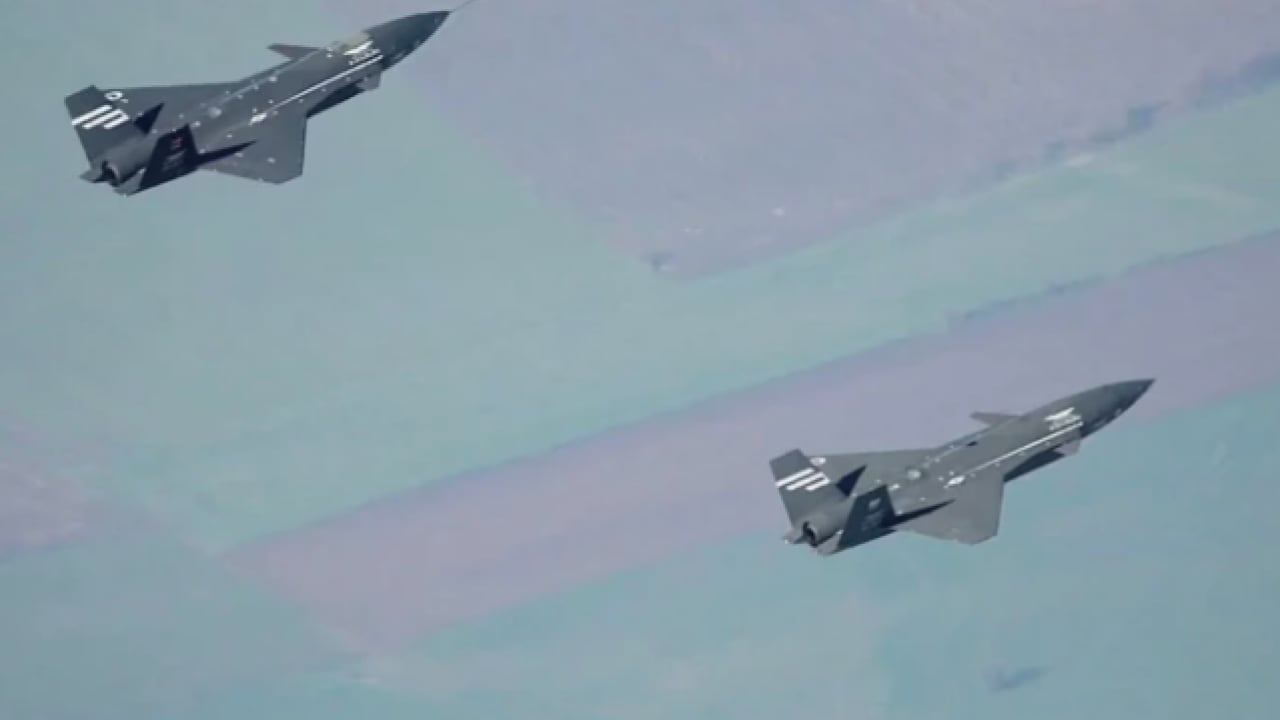 Foto - Selçuk Bayraktar, Kızılelma'nın sırrındaki "kol uçuşu" detayını paylaştı: Bir ilke imza atıldı...     