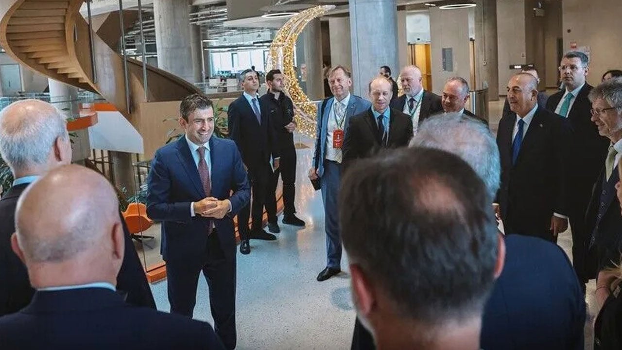 Foto - Selçuk Bayraktar, NATO'ya KIZILELMA'yı anlattı: 30 yıl içinde dünyadaki tüm savaş uçakları insansız olacak! Buna da biz öncülük edeceğiz