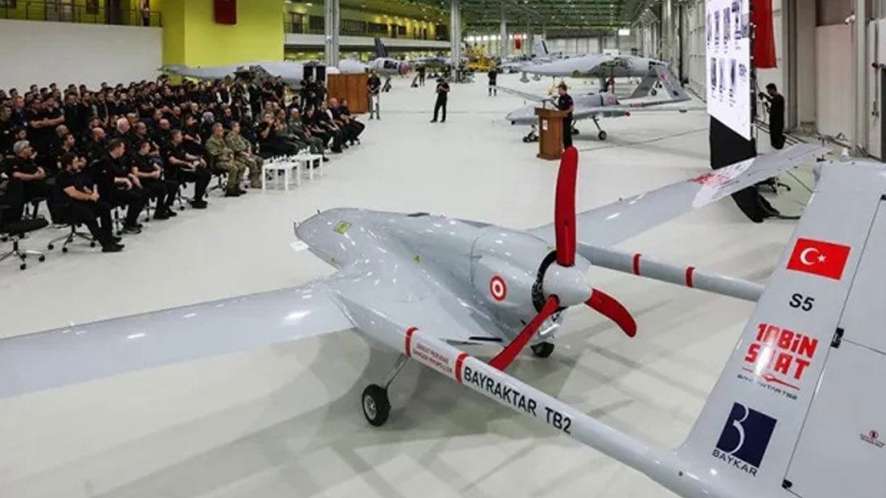 Foto - Selçuk Bayraktar, NATO'ya KIZILELMA'yı anlattı: 30 yıl içinde dünyadaki tüm savaş uçakları insansız olacak! Buna da biz öncülük edeceğiz