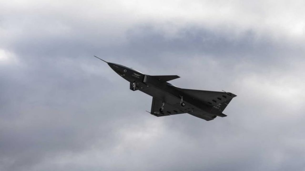 Foto - Selçuk Bayraktar tüm Türkiye ile paylaştı! Gökyüzünün yeni hakimi KIZILELMA’dan büyük başarı 