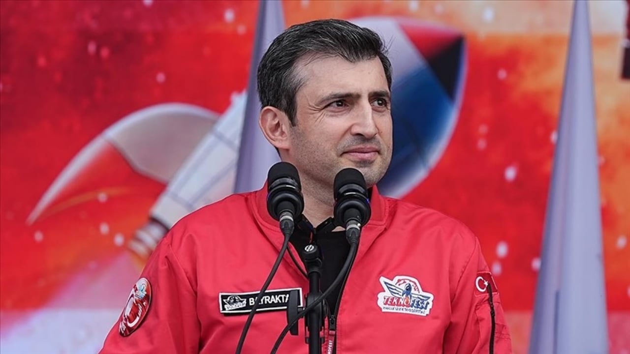 Foto - Selçuk Bayraktar tüm Türkiye ile paylaştı! Gökyüzünün yeni hakimi KIZILELMA’dan büyük başarı 