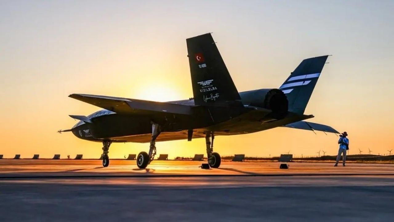 Foto - Selçuk Bayraktar tüm Türkiye ile paylaştı! Gökyüzünün yeni hakimi KIZILELMA’dan büyük başarı 