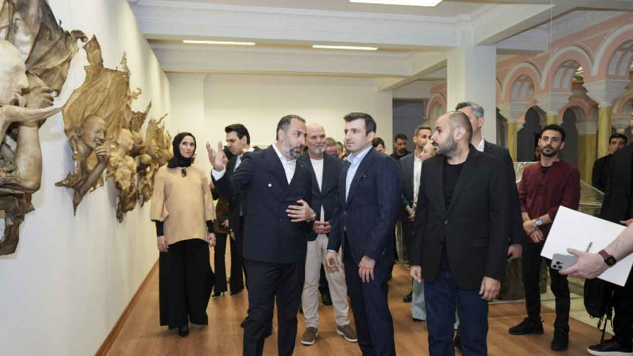 Foto - Selçuk Bayraktar'dan dikkat çeken çıkış: İnsan ile makine arasındaki çizgi giderek bulanıklaşıyor