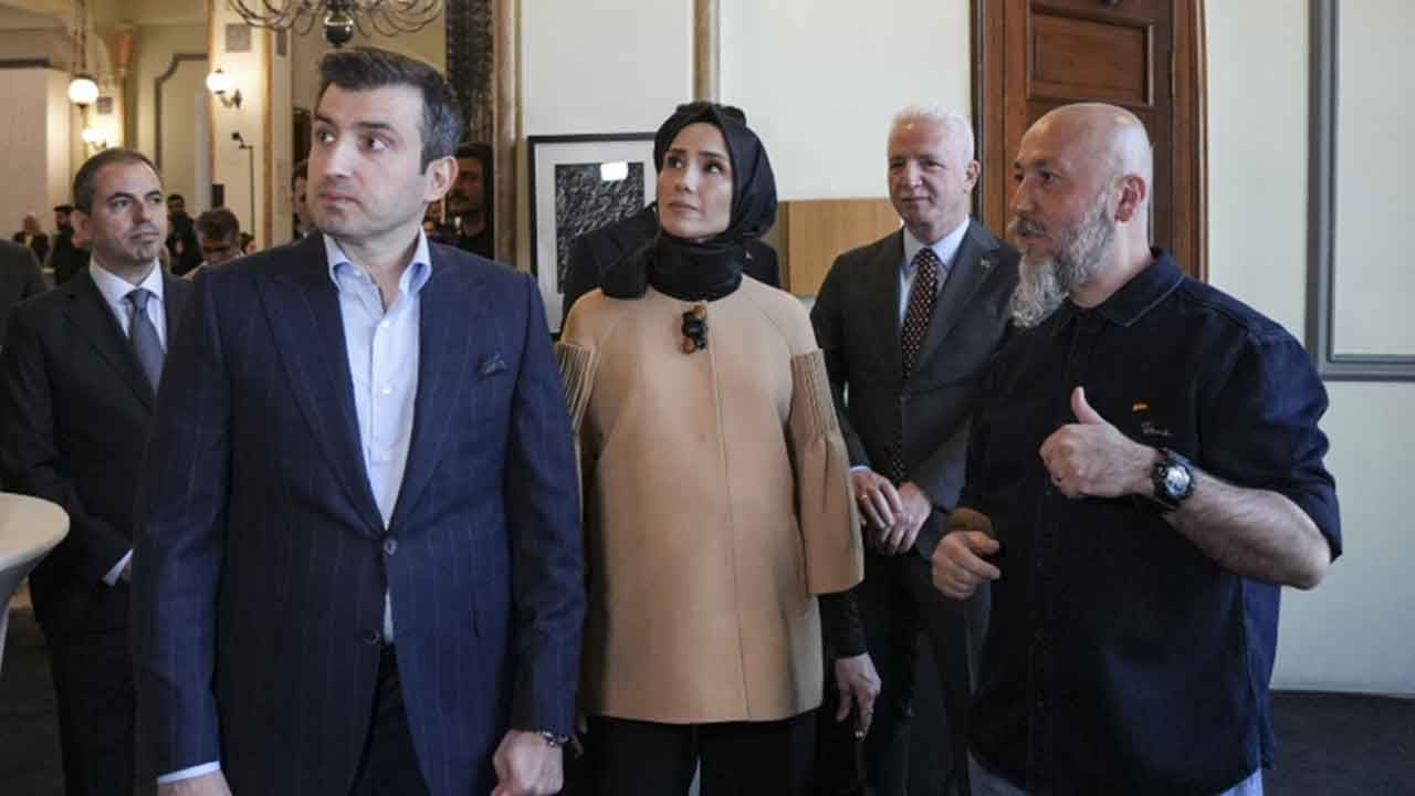 Foto - Selçuk Bayraktar'dan dikkat çeken çıkış: İnsan ile makine arasındaki çizgi giderek bulanıklaşıyor