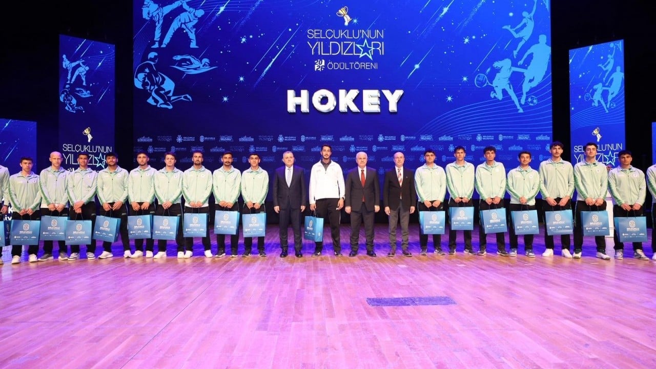 Selçuklu Belediye Başkanı Ahmet Pekyatırmacı'dan gençlere büyük destek! 15 branşta hizmet veren spor okulları...