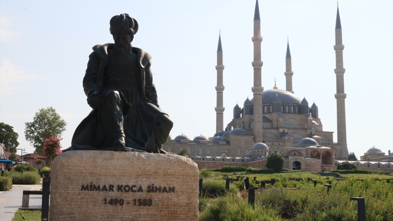 Foto - Selimiye Camisi doldu taştı 5 ayda 2 milyon kişi ziyaret etti