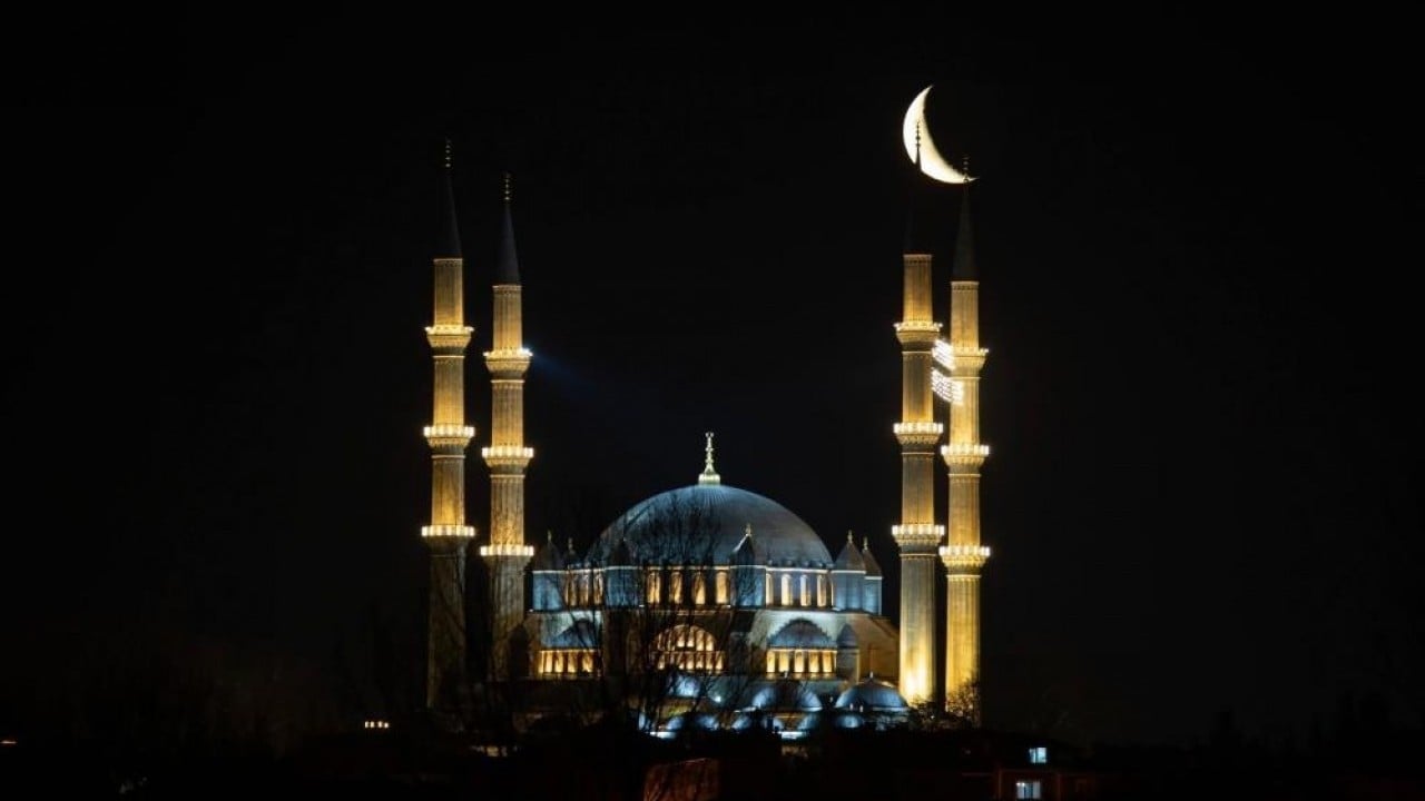 Foto - Selimiye ile bir araya gele hilal büyüledi