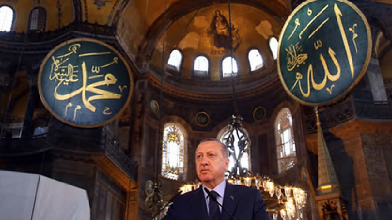Foto - Selma Savcı yazdı: Ayasofya kubbesiyle, sütunuyla İslâm’ındır!
