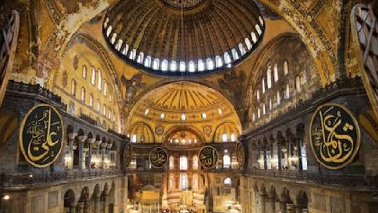 Foto - Selma Savcı yazdı: Ayasofya kubbesiyle, sütunuyla İslâm’ındır!