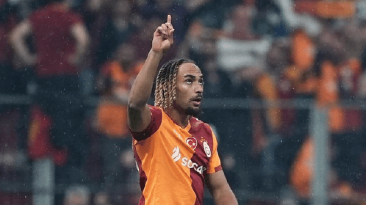 Foto - Sen ciddi misin! Sacha Boey'nin gol sevincinin sebebi ortaya çıktı!