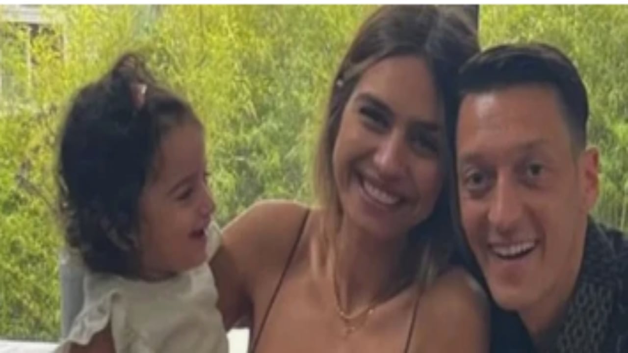 Foto - Sen var ya, adamın dibisin! Üçüncü kez baba olan Mesut Özil’den "Helal olsun" dedirten yardım