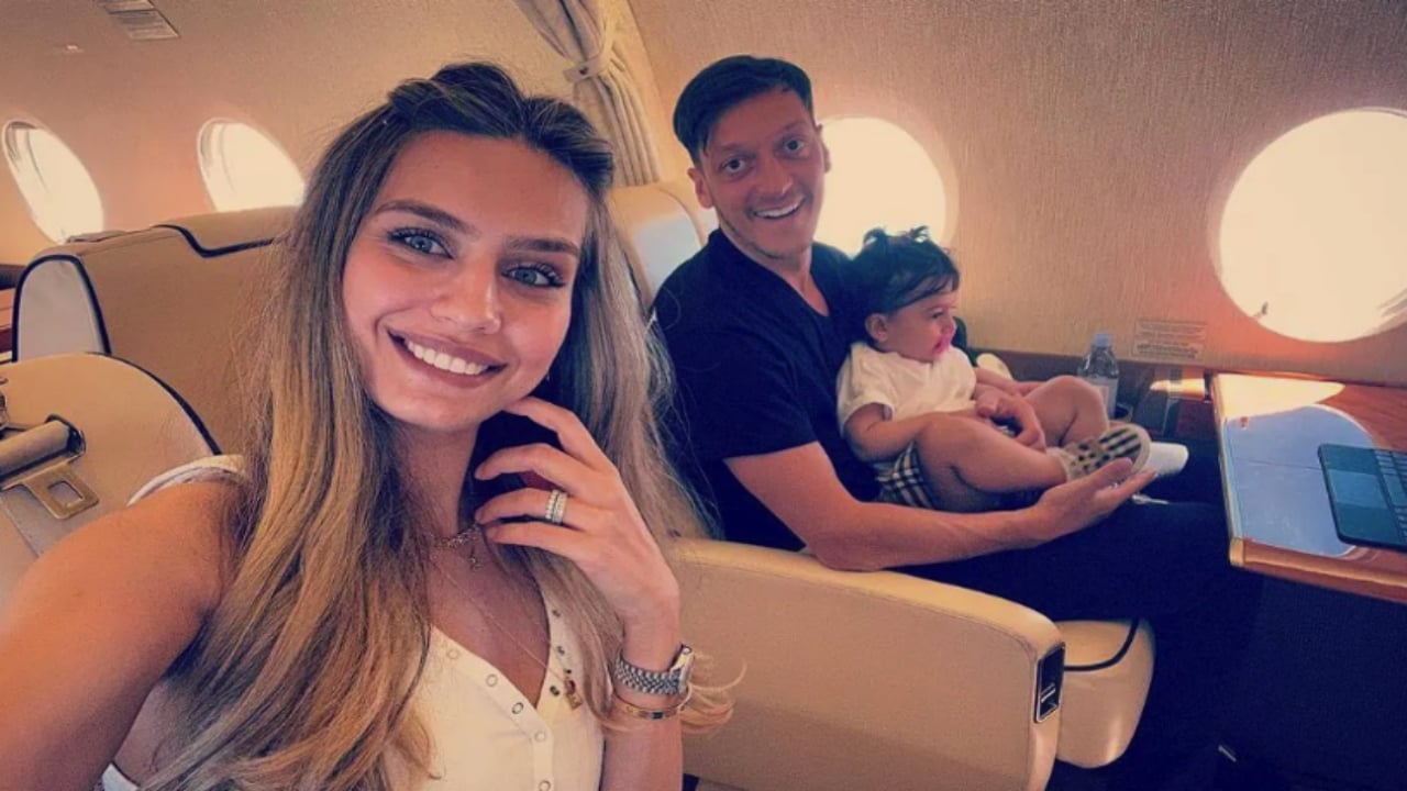 Foto - Sen var ya, adamın dibisin! Üçüncü kez baba olan Mesut Özil’den "Helal olsun" dedirten yardım