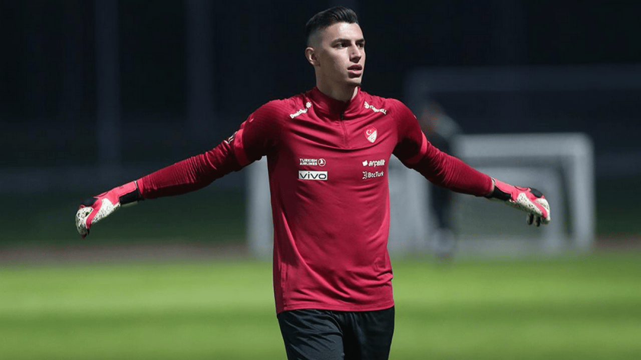 Foto - Senin ağzın neler söylüyor hocam! Gürcistan zaferi sonrası açtı ağzını yumdu gözünü...