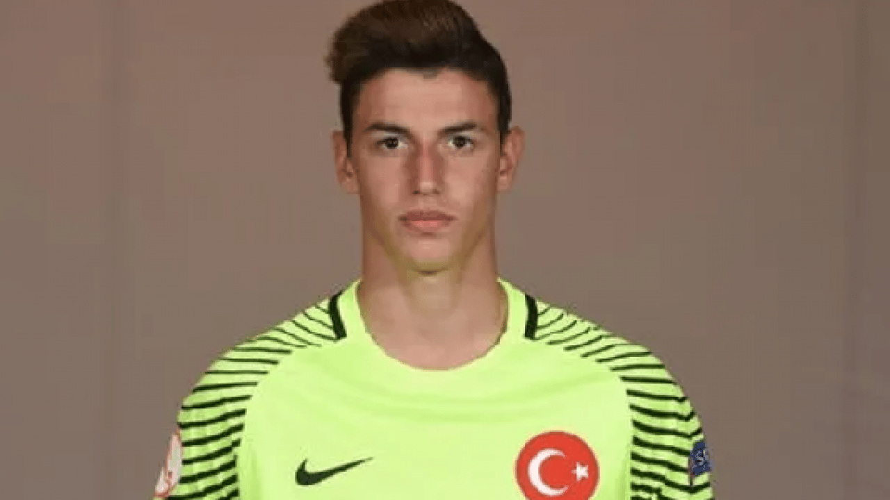 Foto - Senin ağzın neler söylüyor hocam! Gürcistan zaferi sonrası açtı ağzını yumdu gözünü...