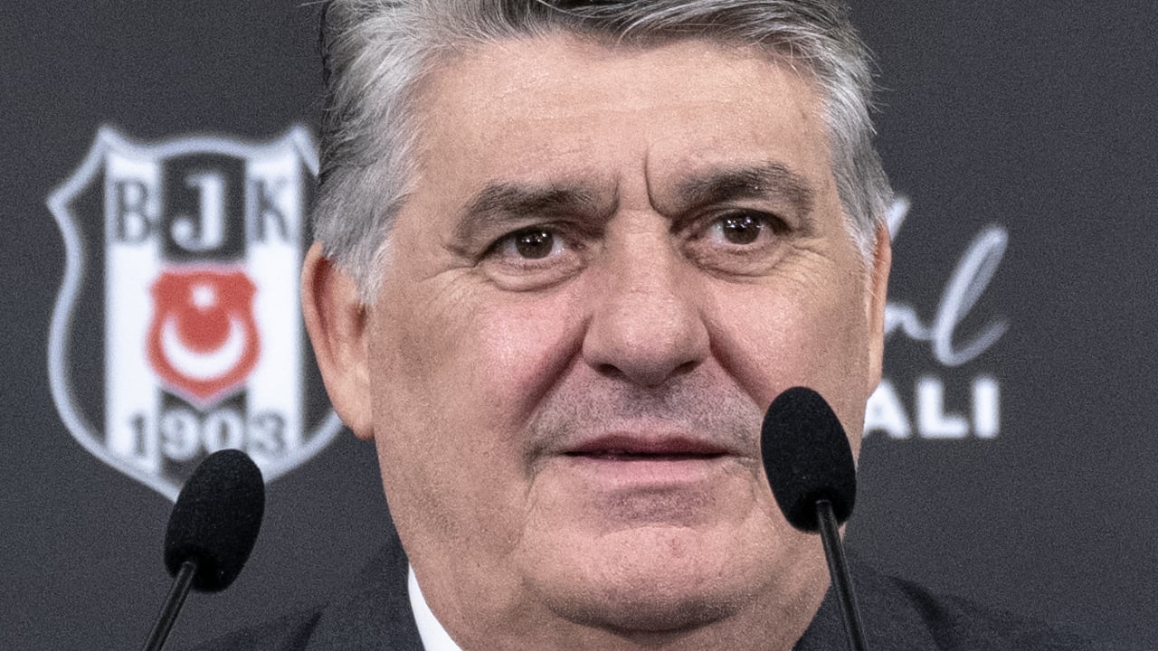 Foto - Serdal Adalı'dan savunma hamlesi: Beşiktaşlılara anlamlı bayram hediyesi... Yeni stoper geliyor