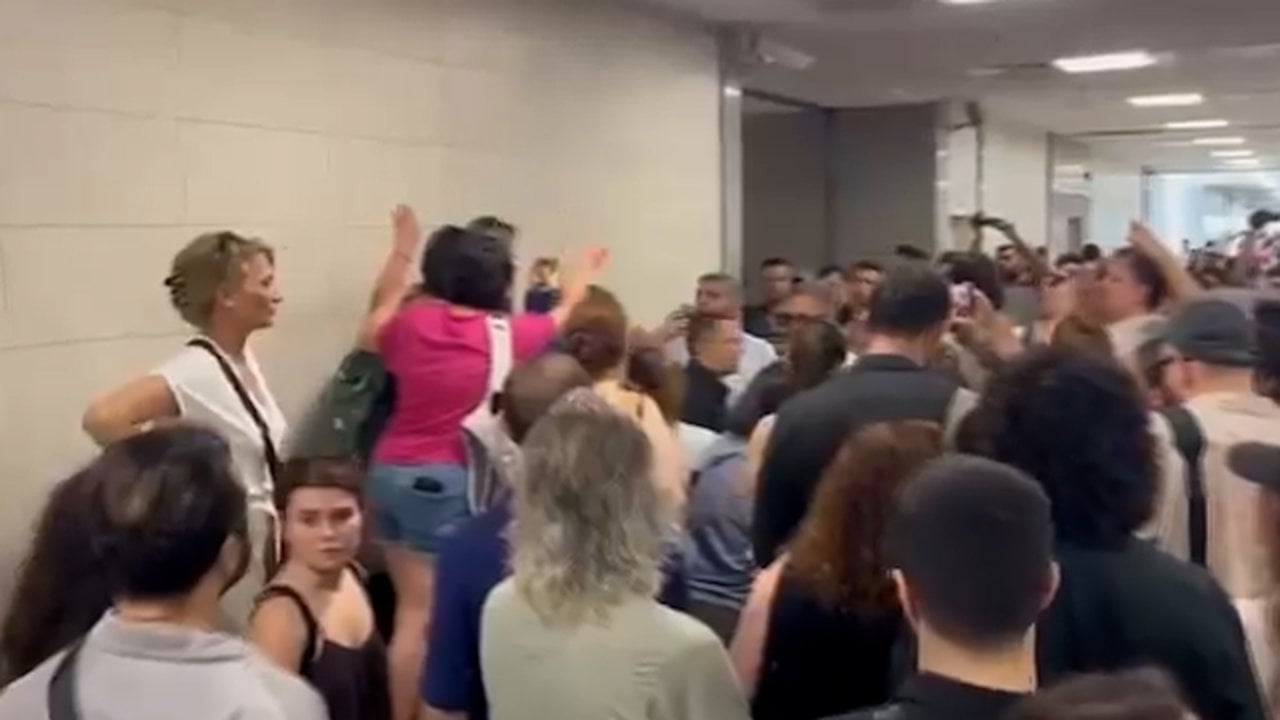 Foto - Şerde bir olamadılar! Kılıçdaroğlu dine kin kusan Deniz Göktaş’a desteğe koştu, din karşıtları feleğini şaşırttı