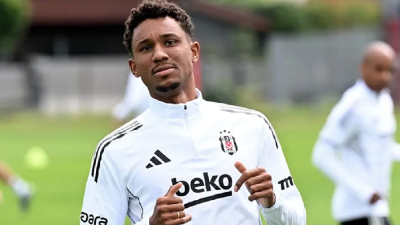 Foto - Sergen Yalçın o ismi kampa götürmüyor: Beşiktaş'ta ayrılık kararı çıktı