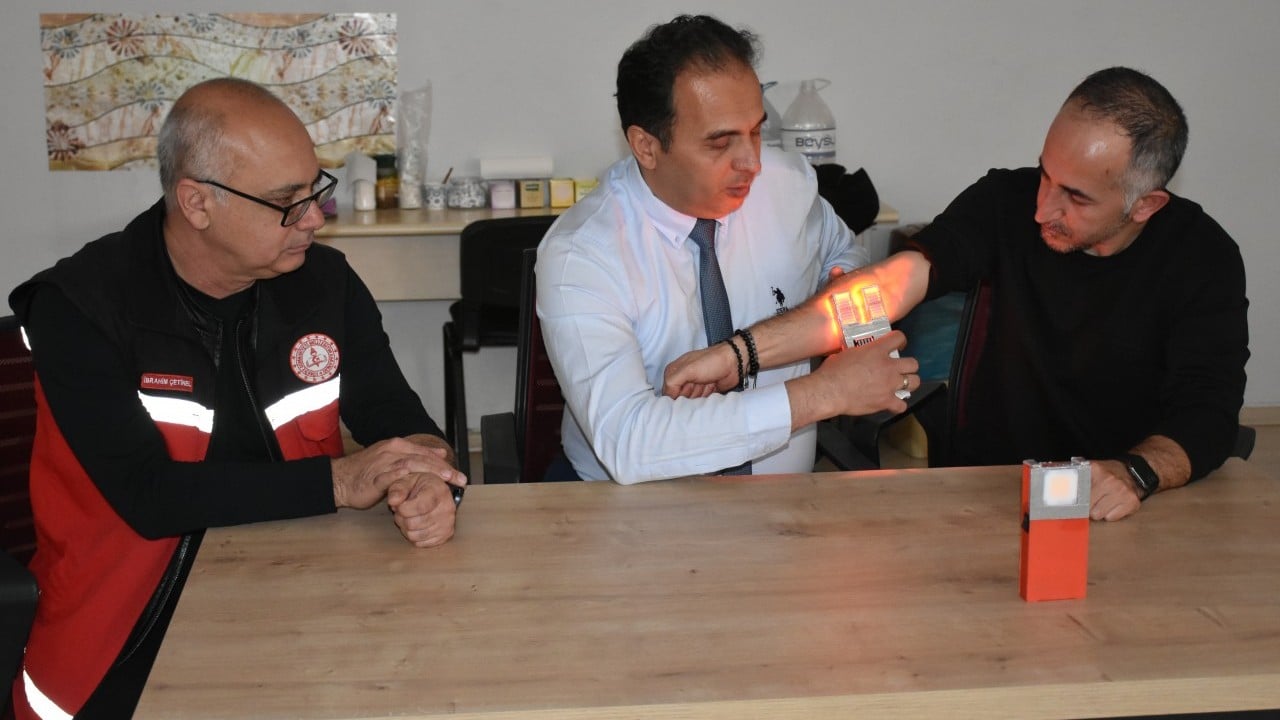 Foto - Ses getirecek buluş! Devreye aldılar artık: İşte huzurlarınızda 'damar bulucu'