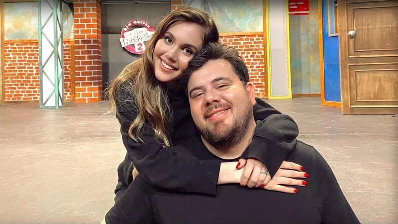 Foto - Sevenleri kahroldu! Eser ve Berfu Yenenler’i yıkan haber