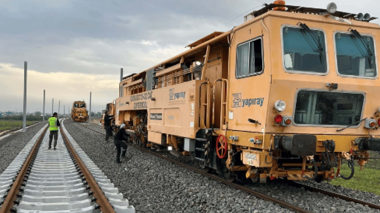 Foto - Seyahat süresi 2 saat 15 dakikaya düşecek! Bursa'ya yüksek hızlı tren müjdesi